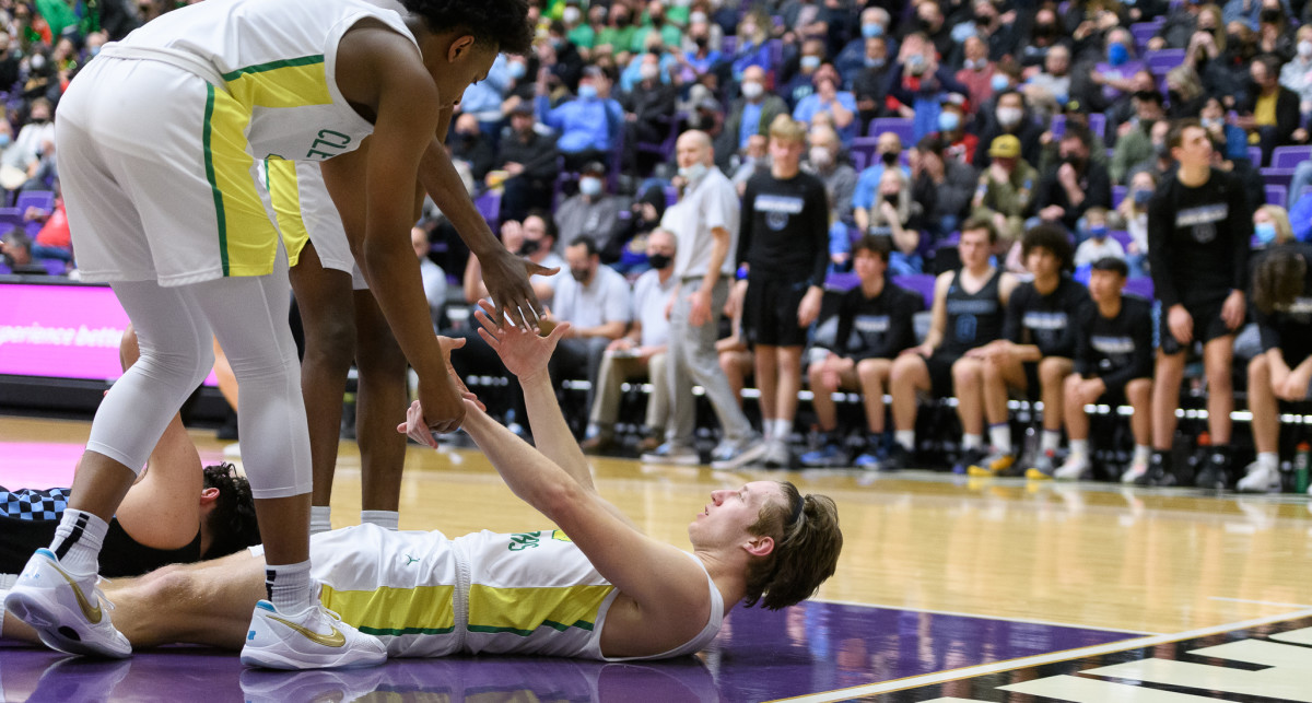 Mountainside Cleveland boys basketball Ken Waz 30